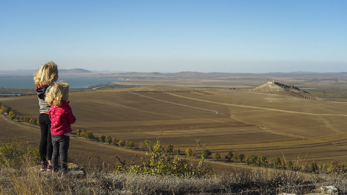 7 locuri mai putin cunoscute din <b>Dobrogea unde sa mergi cu copiii</b>